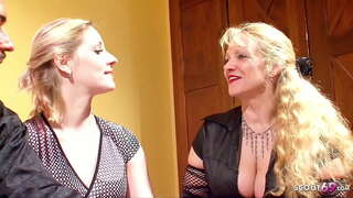 Të rinj të papërvojë Çift merr ndihmë nga të Pjekur të afërmin e saj të parë Tresh Fuck