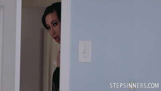 Parafusear o Meu Novo paso Irmán E Facer o Meu paso Nai Celosa