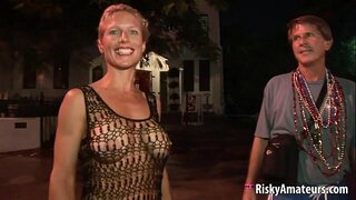 ���ग्न सेक्सी कट्टर मज़ा आ रहा है एक सड़क