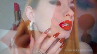 Kira Csillag Rúzs Fétis