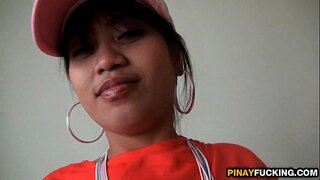 FIlipina Bargirl Yn Cael Llyfu A Fucked