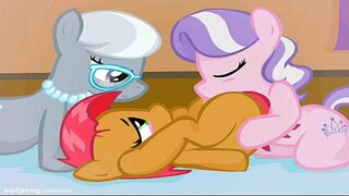 PONY PORNO... Rinbow Dash, Fluttershy, Twilight Sparkle, Applebloom.