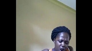 ���ালুকাময় সাদা