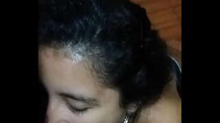 She sucks మరియు కష్టం కావాలి