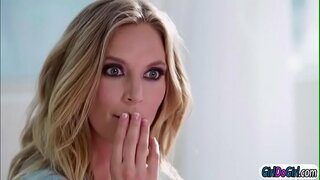 Stepmom Mona lære AJ squirt teknikker