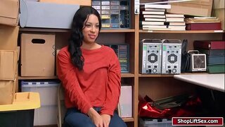 LP atsigaus pavogtas prekes ir tada fucks złodziej