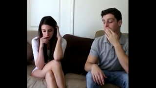 Hot ҷойи пинҳонӣ аст, сабт дар s. вақте ки бача трахнул он партнершу дар раздевалке