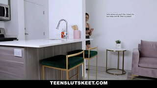 ���िशोर सुन्दरी दिन्छ classmate fuck उनको लागि विनिमय मा उनको परीक्षण कागजात