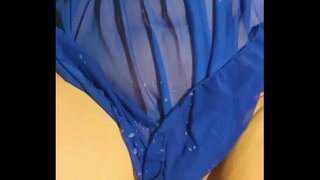 Uz leju ass sieva s. selfies un saņem cumshot