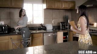 Szexi babe beütöttem olyan nehéz egy nagy fasz srác