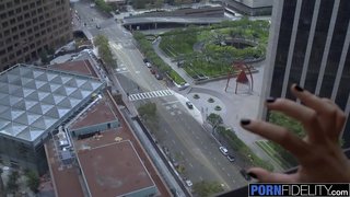 טשאַד ווייַס דיוואַוערד דורך Maneater Anny אַוראָראַ