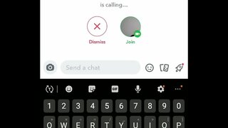 Stepdaughter लाइव्ह व्हिडिओ कॉल Hard आराम मदत करण्यासाठी काही ताण