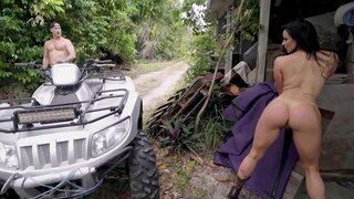 BANGBROS - अद्भुत संग्रह के अश्लील अभिनीत&#039; सिगरेट गर्म लड़की Kendra Lust (1 से 3)